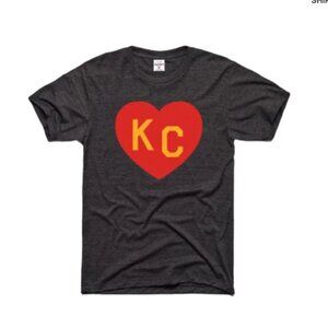 Charlie Hustle KC Heart Tee Red Yellow Chiefs Kansas City T-shirt sz M